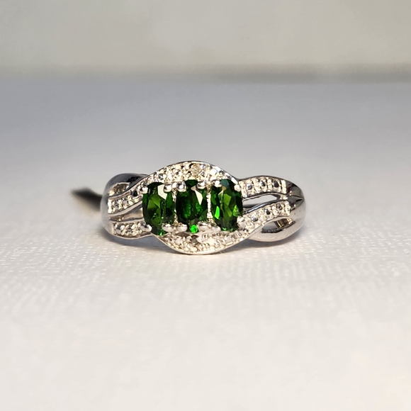 Jewelry - [SOLD LOCALLY] 925 Diopside Trilogy & Zircon Ring Sz 7 Petite Semi Vintage